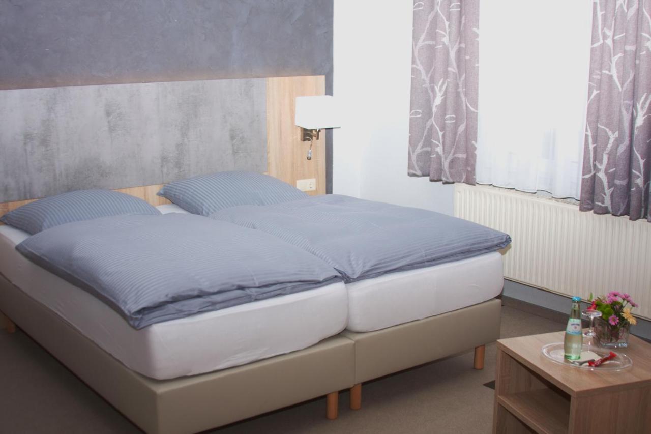 Stichwehs Hotel Am Bahnhof Elze Zewnętrze zdjęcie
